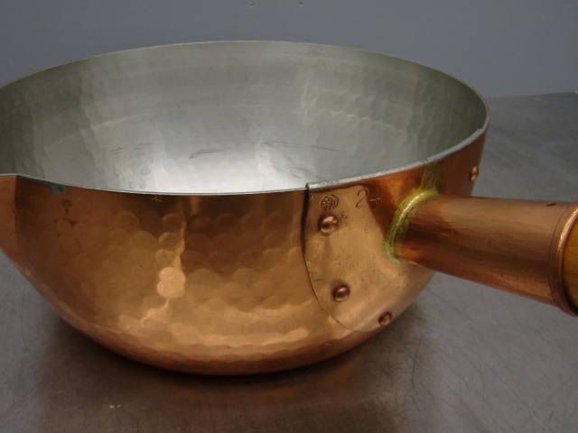 銅鍋（銅打出雪平鍋24cm） 銅鍋 - 中古厨房機器.net