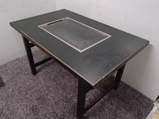 鉄板テーブル（フタ付）