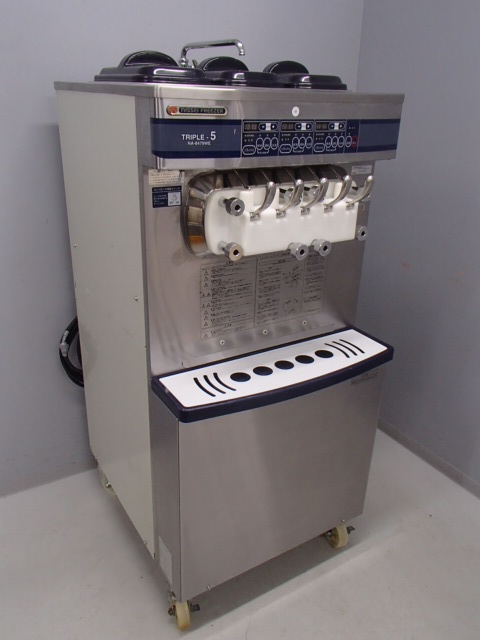 NISSEI NA-8479WE ソフトクリームサーバー '08年 - 中古厨房機器.net
