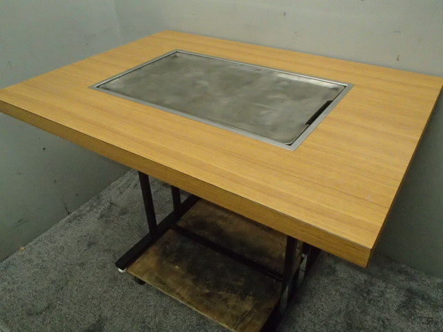 鉄板テーブル（フタ付）